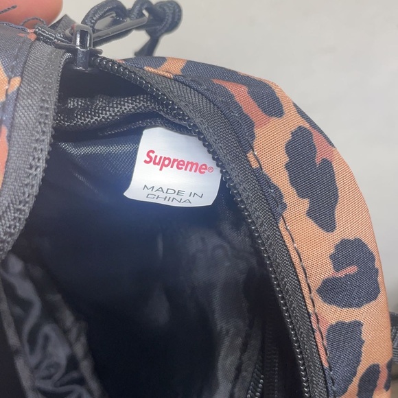 Supreme Waist Bag FW20 - Leopard Print - Picture 6 of 6